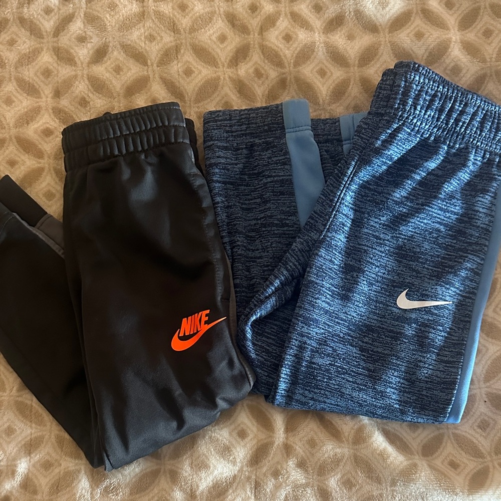 Nike sweatpants bundle